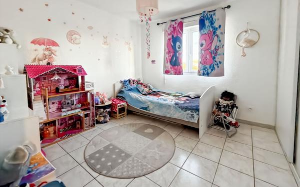 Maison à vendre    4 pièces •  Vias