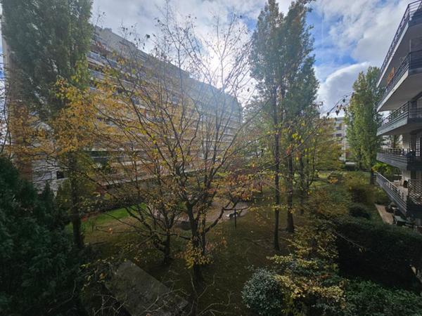 Appartement Courbevoie 3 pièce(s) 63 m2