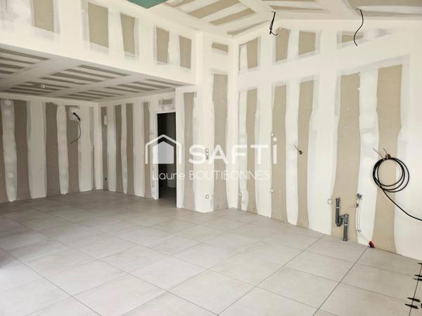 Maison de ville rénovée avec extérieur