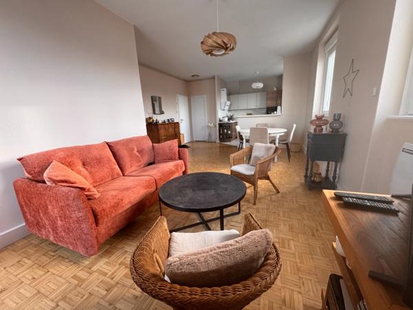 Exceptionnel. Appartement 1 chambre pieds dans l'eau Loctudy