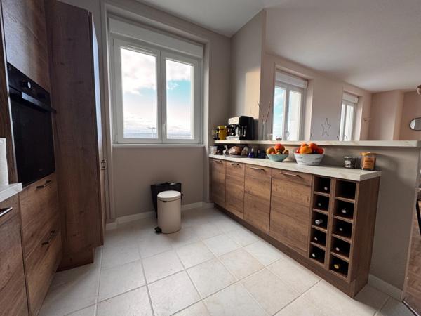 Exceptionnel. Appartement 1 chambre pieds dans l'eau Loctudy