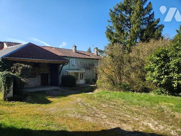 À vendre à Champignol-lez-Mondeville, charmant village situé à seulement 15 km de Bar-sur-Aube ...