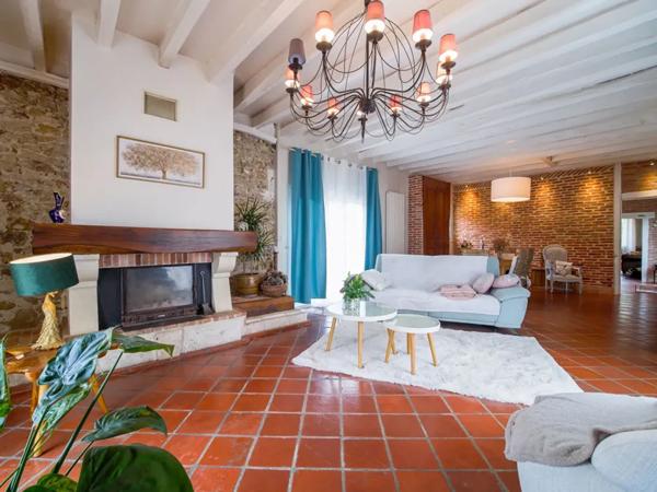 maison 5 pièces 195m² à vendre à Uchacq-et-Parentis