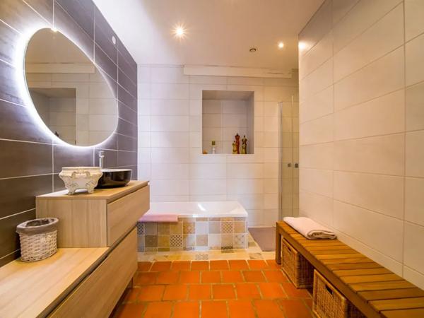 maison 5 pièces 195m² à vendre à Uchacq-et-Parentis
