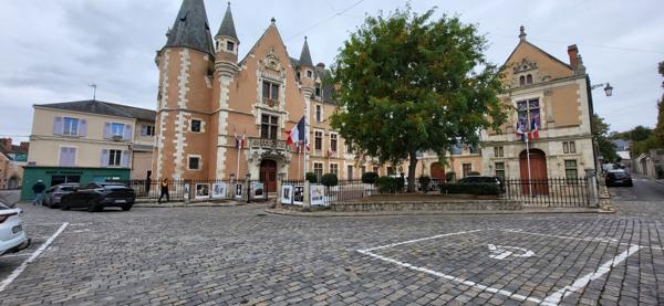 Étampes (91150) Appartement de type F2 vendu meublé