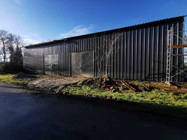 LOCAL D’ACTIVITÉ / STOCKAGE – 100 À 198,50 m²