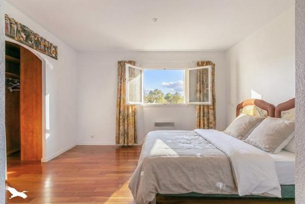 Maison à vendre |  Lanton |  5 pièces | 215 m²