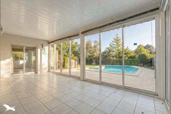 Maison à vendre |  Lanton |  5 pièces | 215 m²