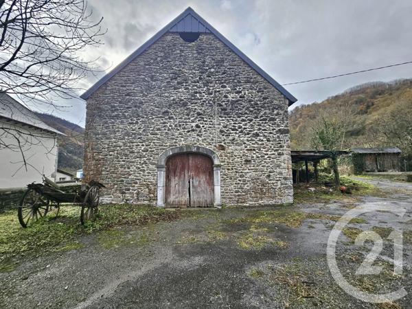 Maison à vendre  4 pièces - 168 m2 LICQ ATHEREY - 64