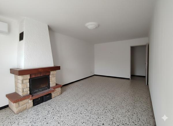 Malaucène (84340) MAISON DE VILLAGE