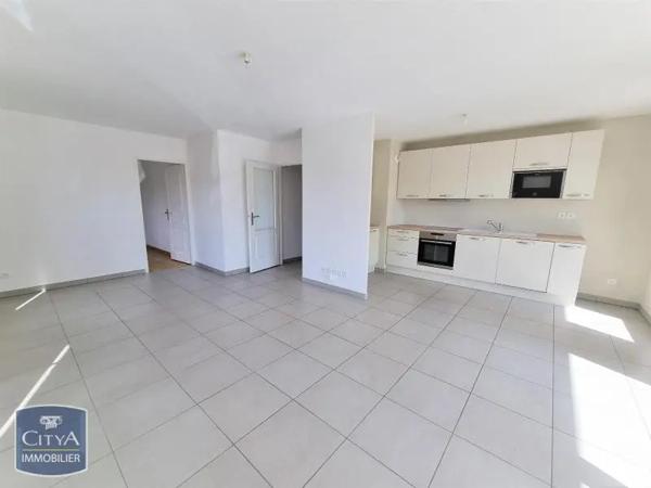 Appartement à louer 4 pièces 87.88m²
