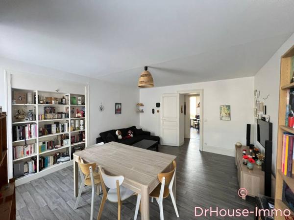 Immeuble à vendre 9 pièces de 206 m²