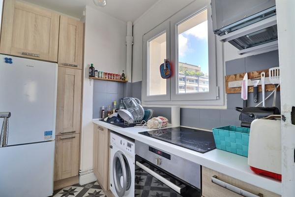 Appartement F2 30m² Paris 16ème + cave