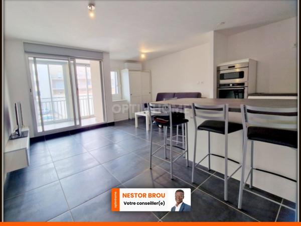 STUDIO/T2 RÉNOVÉ AVEC ASCENSEUR TERRASSE & PARKING