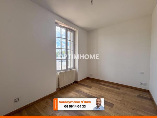 Maison de caractère 1930 rénovée – 120 m² – 4 chambres – Jardin, terrasse & garage – CHOLET JOMINIERE
