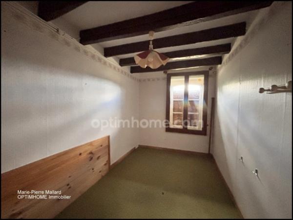 Ensemble immobilier à rénover à SAINT DIZIER LEYRENNE (23)