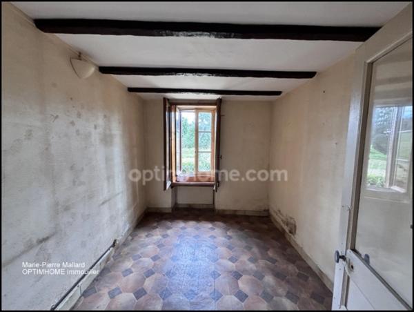 Ensemble immobilier à rénover à SAINT DIZIER LEYRENNE (23)