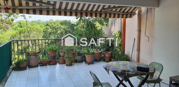 Didier – F2 lumineux avec grande terrasse et vue sur jardins et piscine