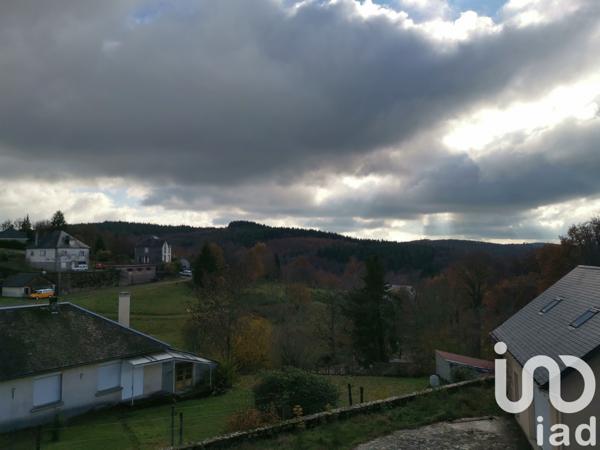 Immeuble à vendre 200 m² Peyrelevade