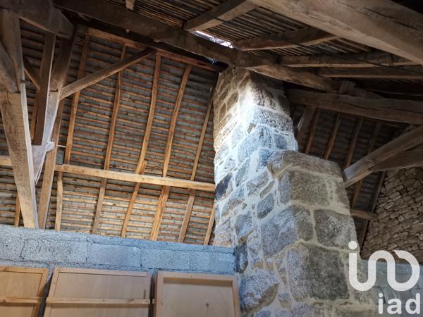 Immeuble à vendre 200 m² Peyrelevade