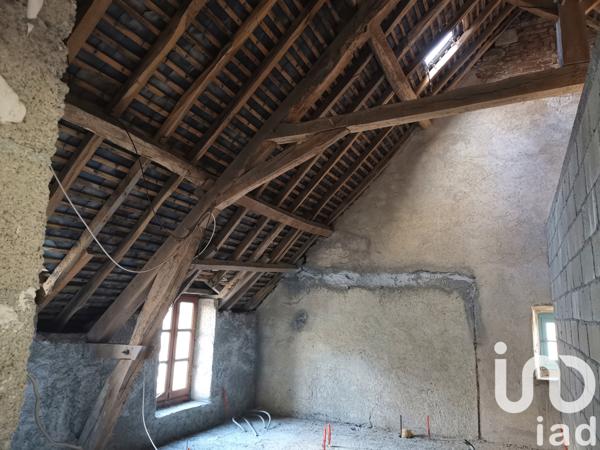 Immeuble à vendre 200 m² Peyrelevade