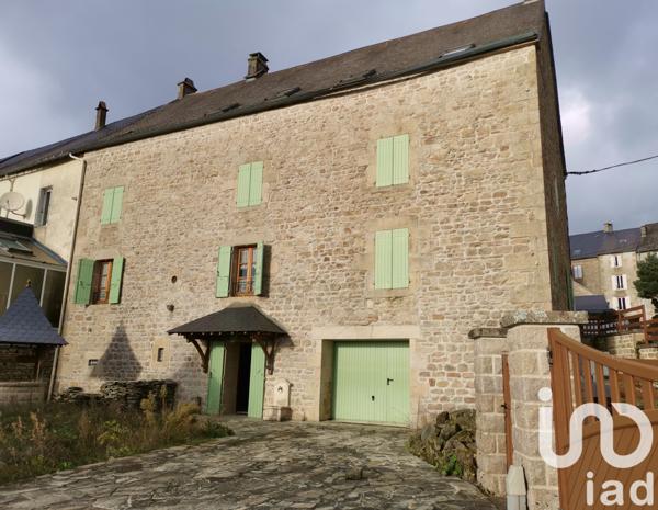 Immeuble à vendre 200 m² Peyrelevade