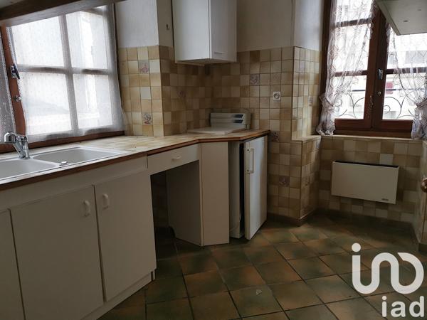 Immeuble à vendre 200 m² Peyrelevade