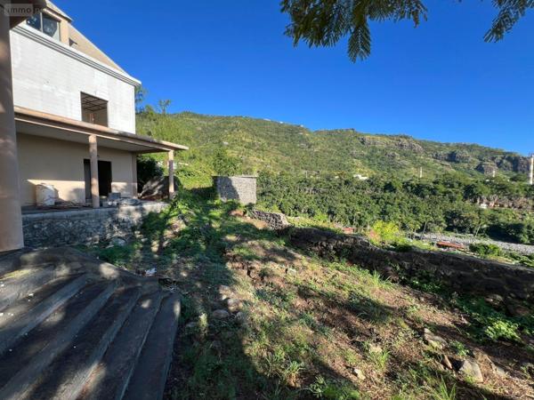Villa à vendre à Saint-Denis à la Réunion (97400), ref : 97405/166