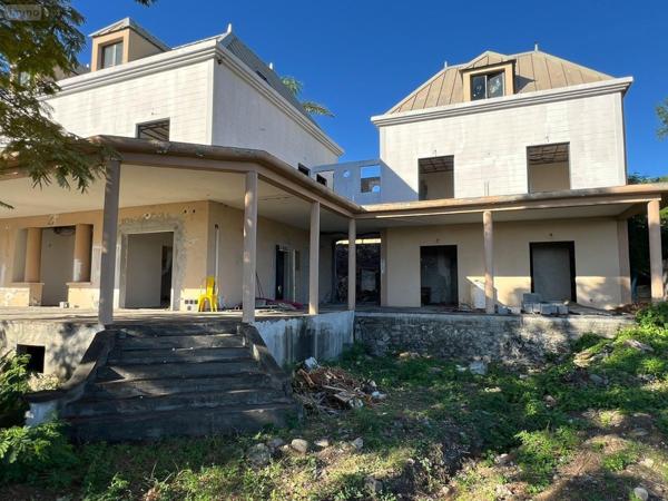 Villa à vendre à Saint-Denis à la Réunion (97400), ref : 97405/166