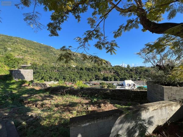 Villa à vendre à Saint-Denis à la Réunion (97400), ref : 97405/166