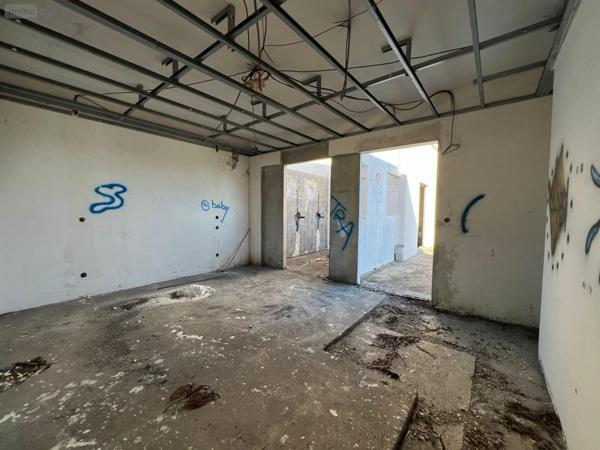 Villa à vendre à Saint-Denis à la Réunion (97400), ref : 97405/166