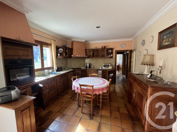 Maison à vendre  8 pièces - 220 m2 LA CHATRE - 36