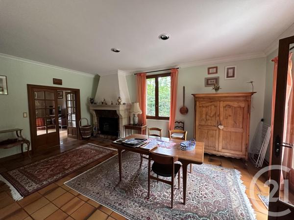 Maison à vendre  8 pièces - 220 m2 LA CHATRE - 36