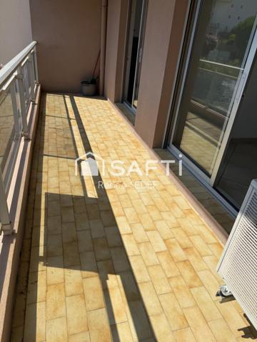 A vendre- Beau 2 piéces avec terrasse, piscine et garage- Nice Ouest