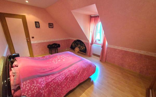 Maison à vendre    5 pièces •  Jouy-le-Châtel