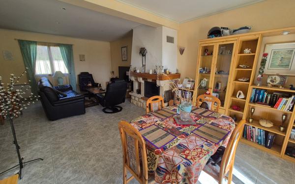 Maison à vendre    5 pièces •  Jouy-le-Châtel