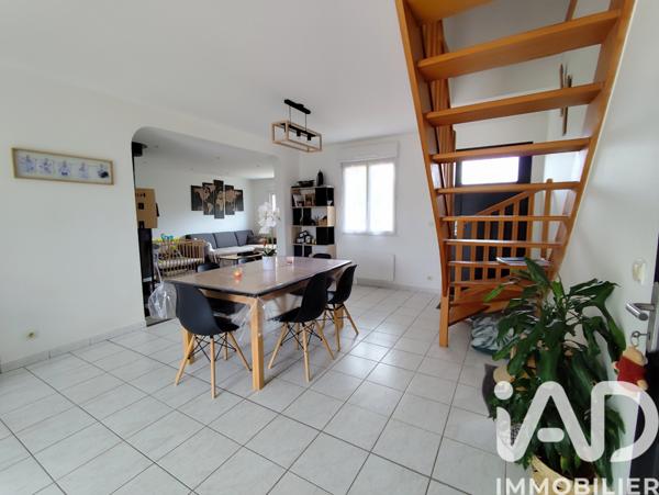 Maison à vendre 4 pièces 96 m² Beaufort-en-Anjou