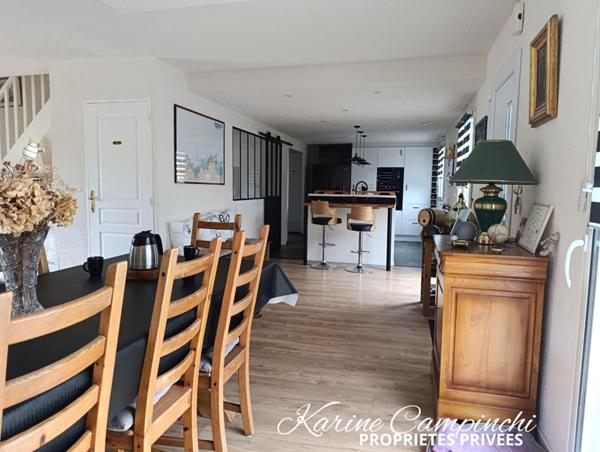 Maison familiale récente avec jardin clos, garage et plage à 10 minutes à pied
