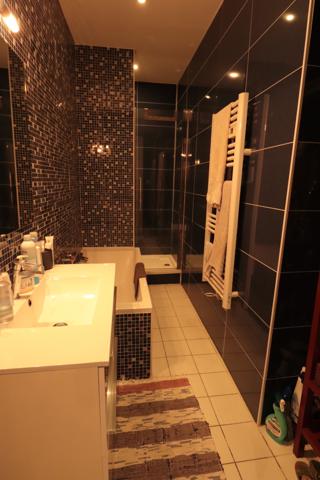 Gambetta - Garage - Faibles charges - Lumineux - Charme