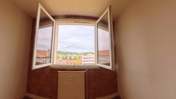 Appartement à vendre 4 pièces SAINT MARCELLIN (38)