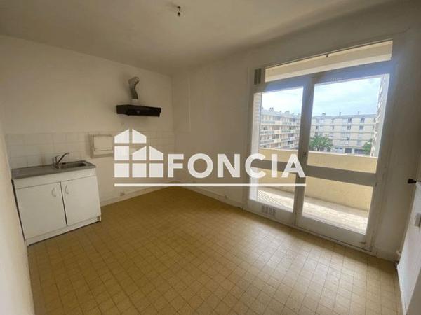 Location Appartement 4 pièces 68.4 m² - AVENUE DE VERDUN Valence 26000