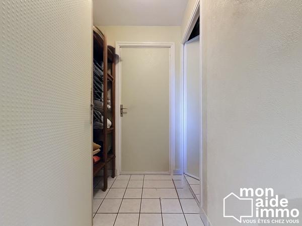 Vaste maison sur sous-sol en partie aménagé