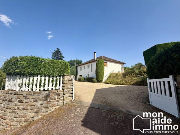 Vaste maison sur sous-sol en partie aménagé