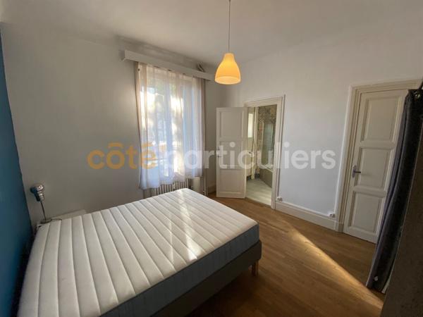 Location
                Appartement70,85 m² - 3 Pièces -
                    CLERMONT FERRAND (63000)