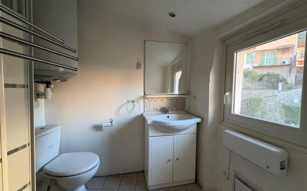 Appartement à vendre    2 pièces • 26,92 m2 L'Escarène