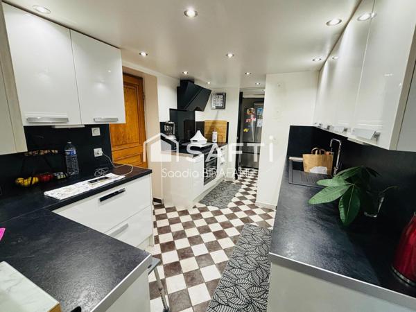 Maison 7 pièces avec jardin