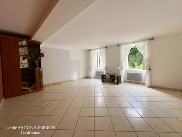 Maison bourgeoise 320 m² habitables, 7 chambres, cour