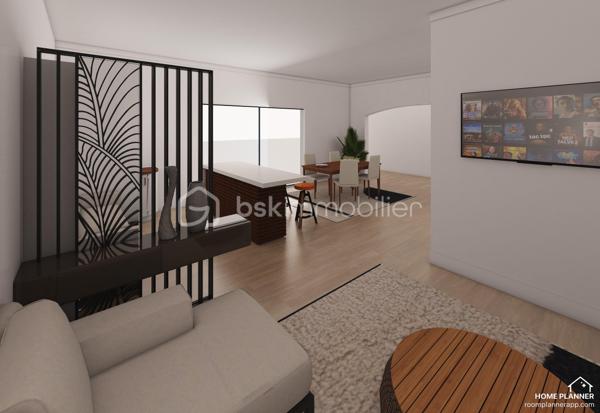 Situé sur la commune de Sète, ville portuaire et balnéaire bordant la mer Méditerranée, cet appartement se trouve dans le quartier emblématique de la Corniche, à seulement 5 minutes à pied des plages et de toutes les commodités.

Au premier étage d’une petite copropriété de seulement deux lots, venez découvrir ce charmant T3 bénéficiant d’une terrasse d’environ 30 m², exposée plein sud, avec une agréable vue sur la mer.

L’appartement se compose d’une spacieuse pièce de vie avec cuisine ouverte, donnant directement sur la terrasse, de deux grandes chambres avec placards, d’une salle d’eau ainsi que d’un WC indépendant.

Afin de vous permettre de créer un intérieur à votre image, les plans, les estimations de travaux ainsi que des propositions d’aménagements en 3D seront mis à votre disposition.

Les espaces sont modulables et il est également possible d’aménager une troisième chambre selon vos besoins.

N’hésitez pas à me contacter pour obtenir davantage d’informations ou organiser une visite.