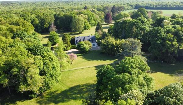 Propriete à vendre à Bourges dans le Cher (18000), ref : 003/2517