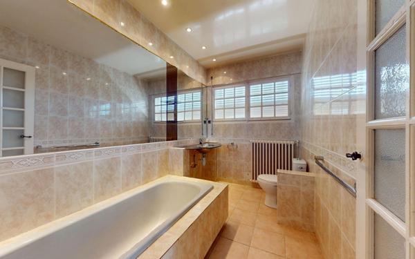 Maison à vendre    7 pièces •  Gleizé